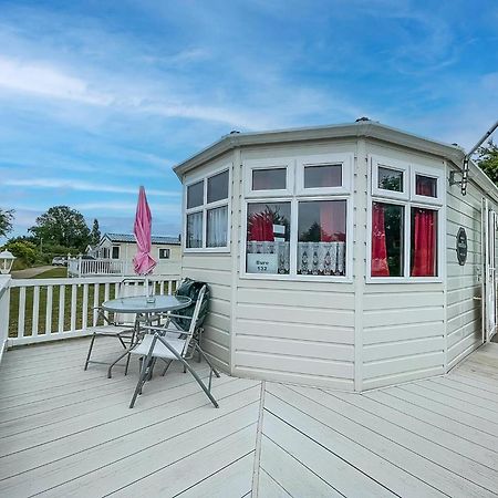 Great Dog Friendly Caravan To Hire With Field Views In Norfolk Ref 10132B Belton with Browston Eksteriør billede