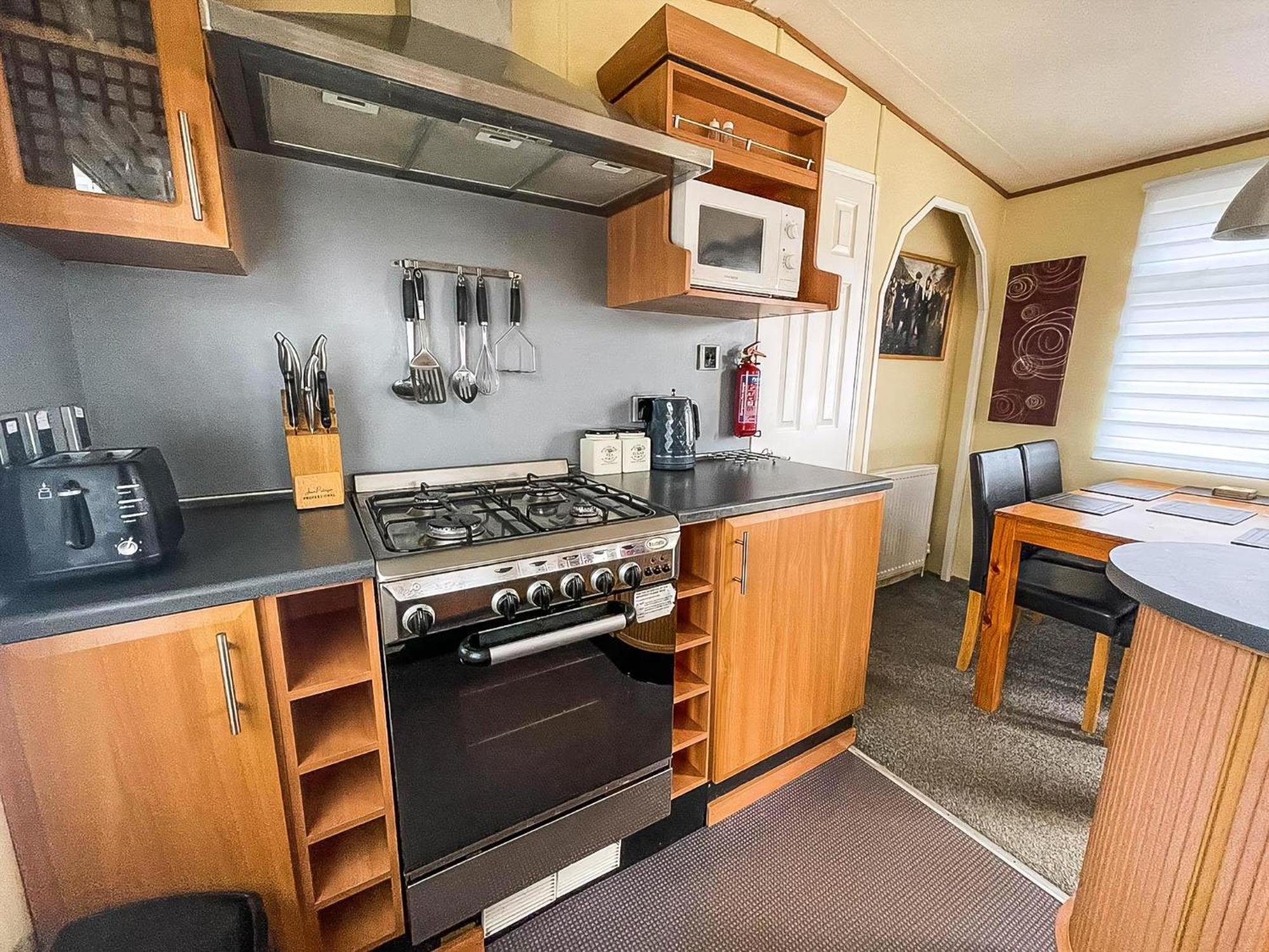 Great Dog Friendly Caravan To Hire With Field Views In Norfolk Ref 10132B Belton with Browston Eksteriør billede